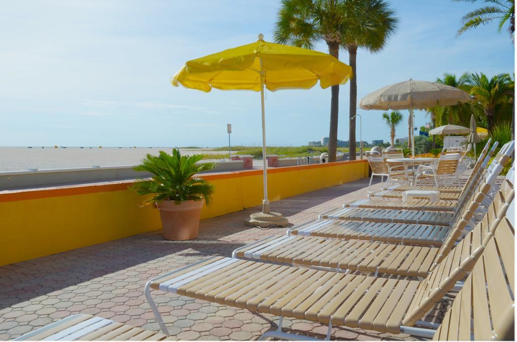Page Terrace Beachfront Hotel Сейнт Пийт Бийч Екстериор снимка