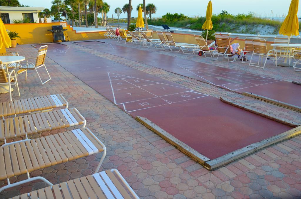 Page Terrace Beachfront Hotel Сейнт Пийт Бийч Екстериор снимка
