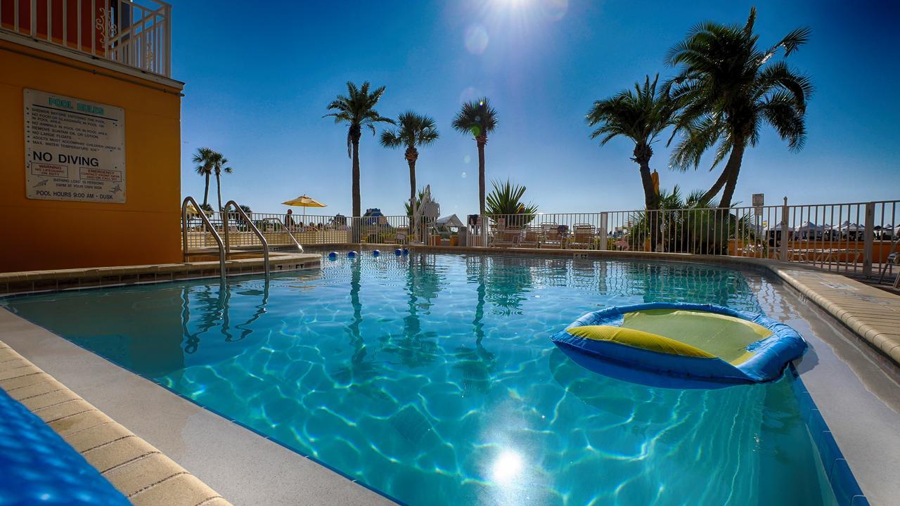 Page Terrace Beachfront Hotel Сейнт Пийт Бийч Екстериор снимка